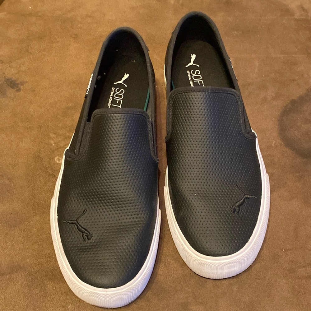 black and white pumas